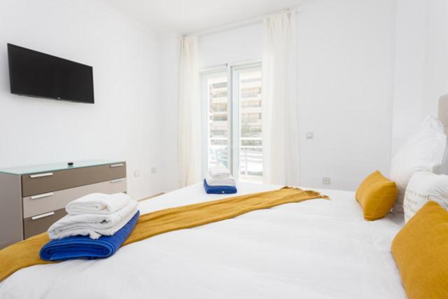 Apartamento Mtr - Temporary Rent 3 Bedrooms Av Del Mar Marbella